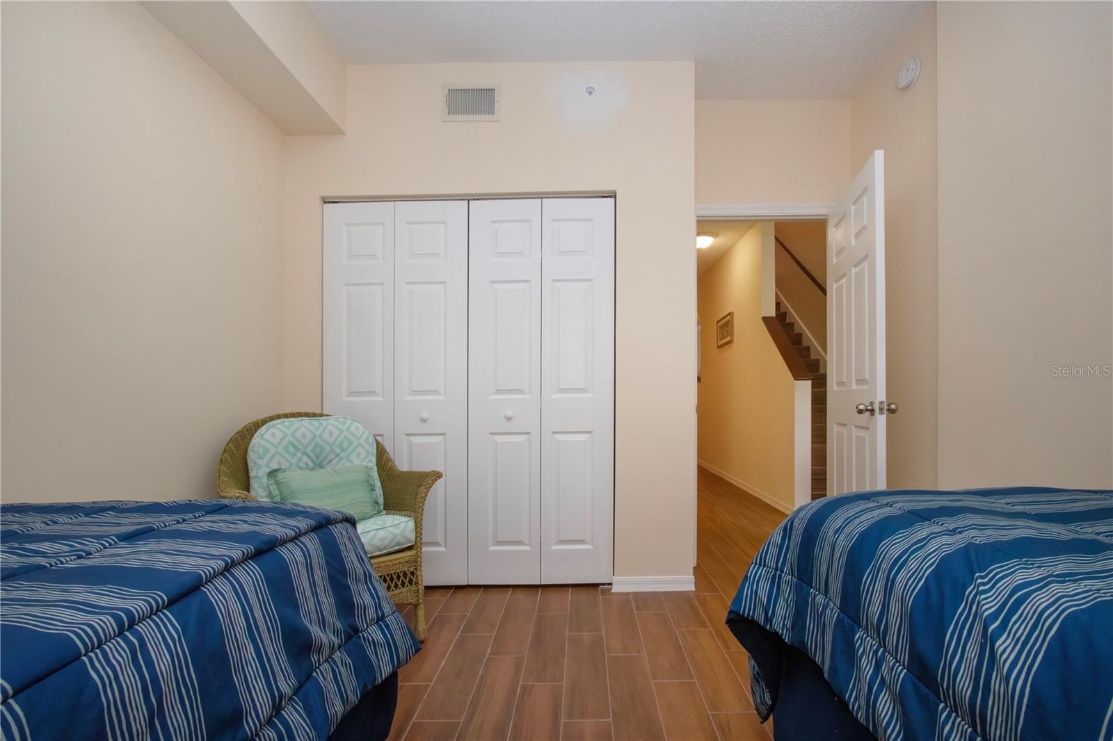 Listing Image #24