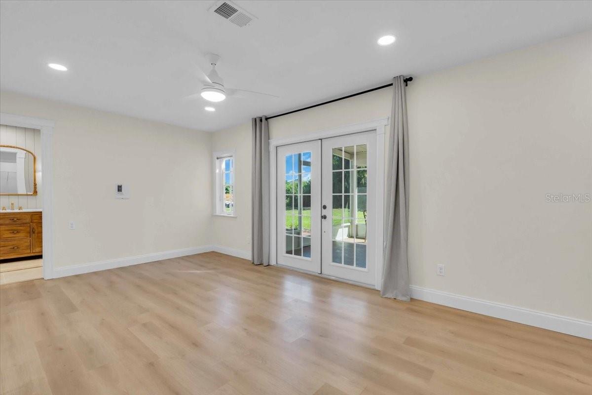 Listing Image #29