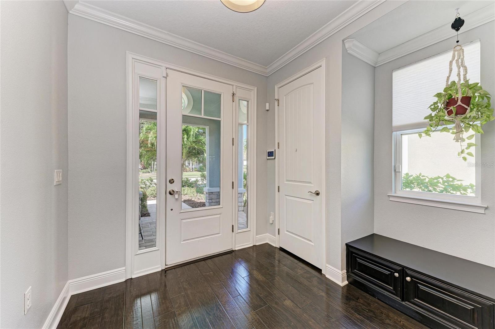 Listing Image #9