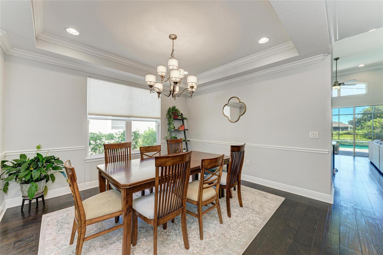Listing Image #10