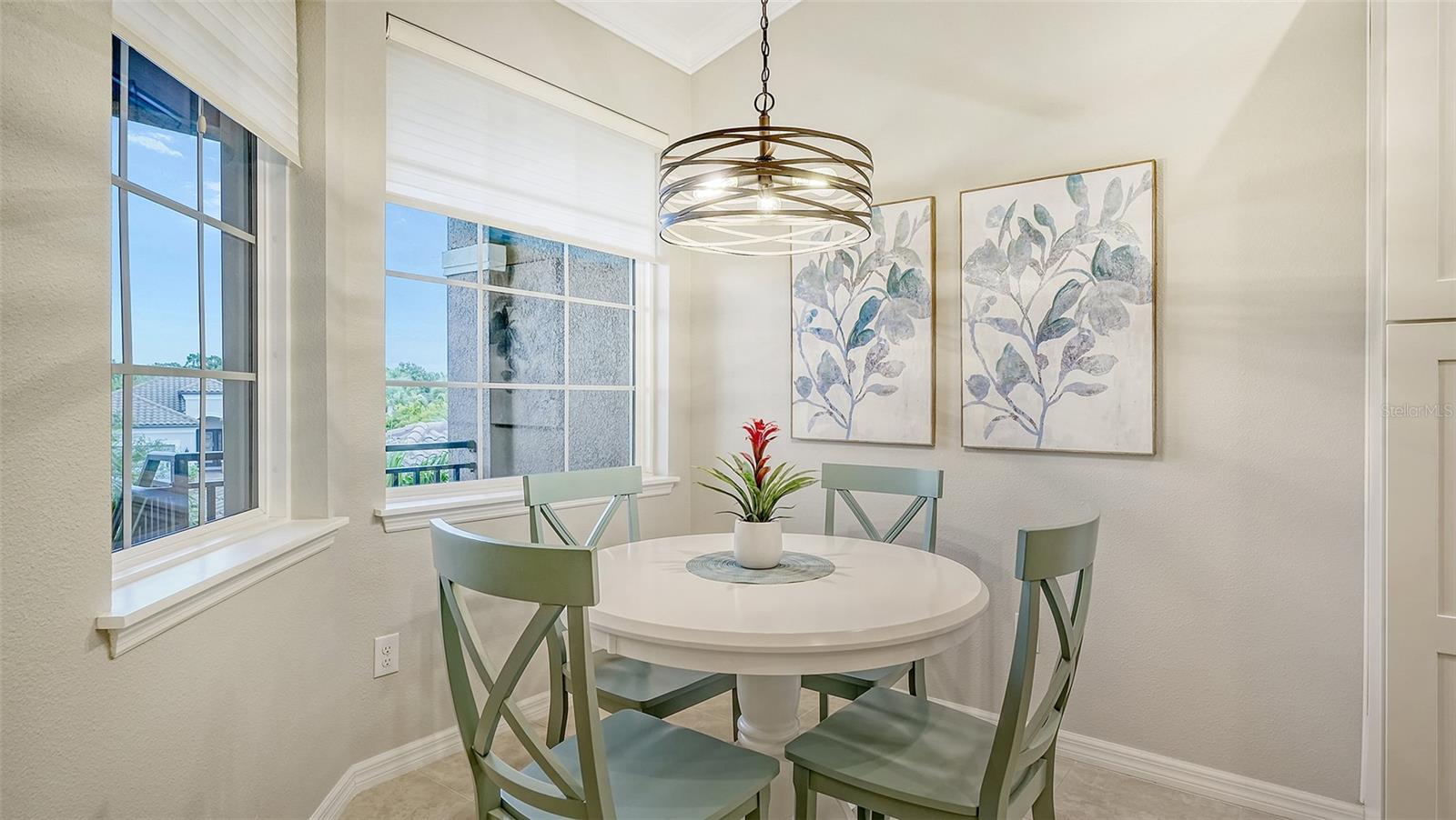 Listing Image #11