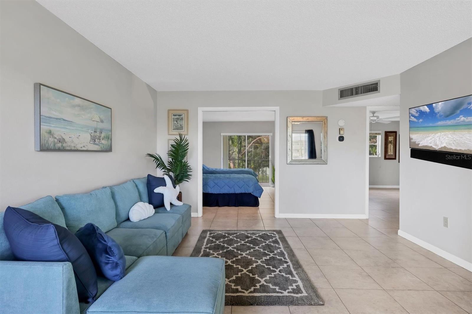 Listing Image #7
