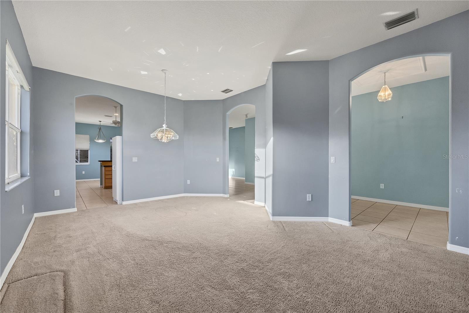 Listing Image #8