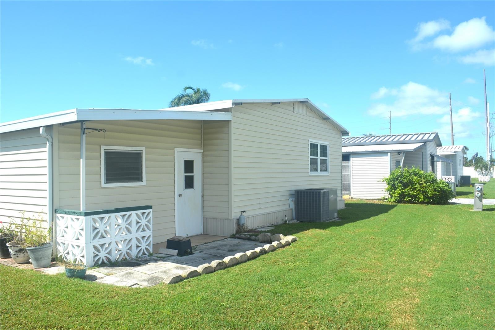 Listing Image #5