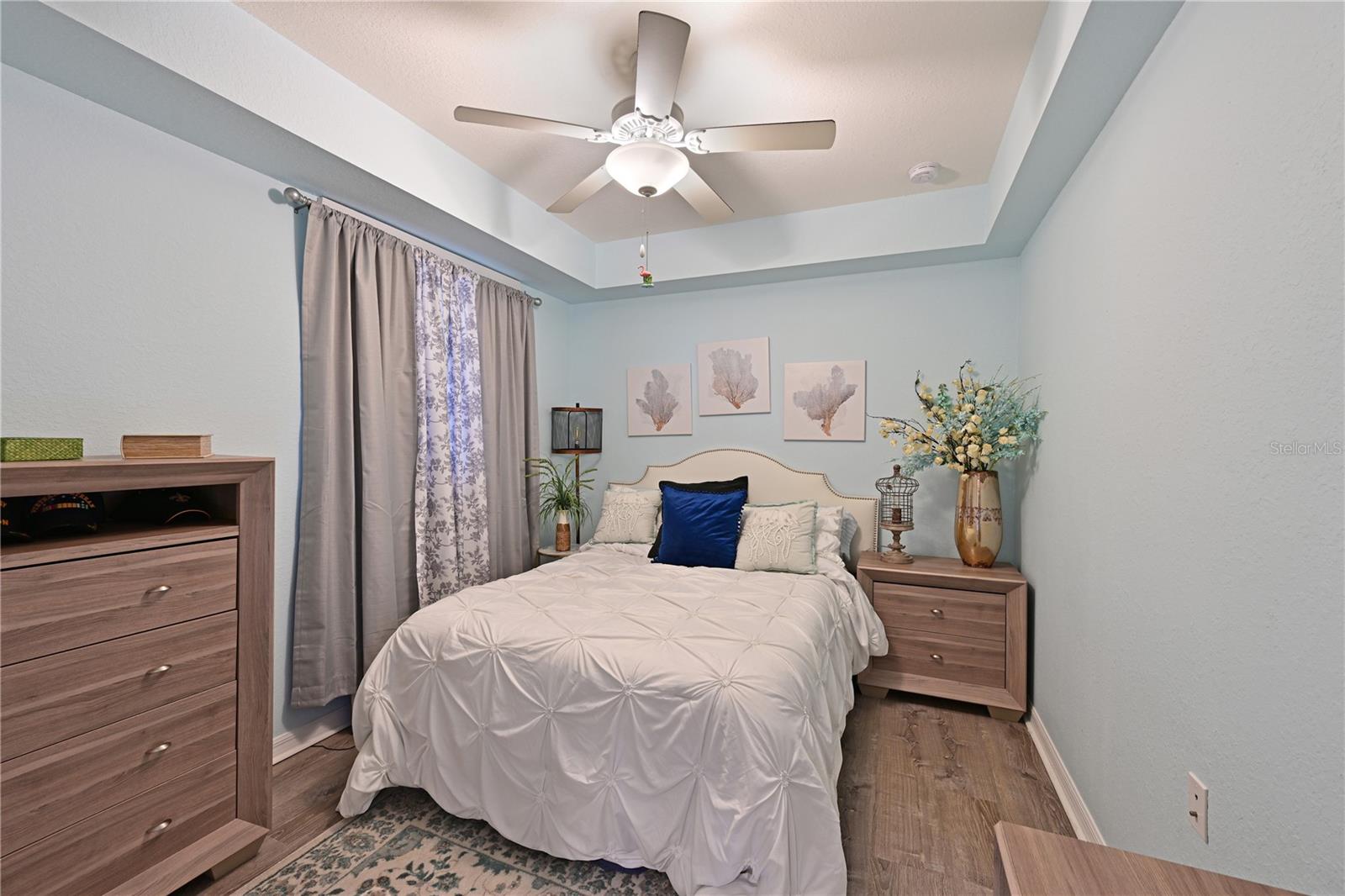 Listing Image #19
