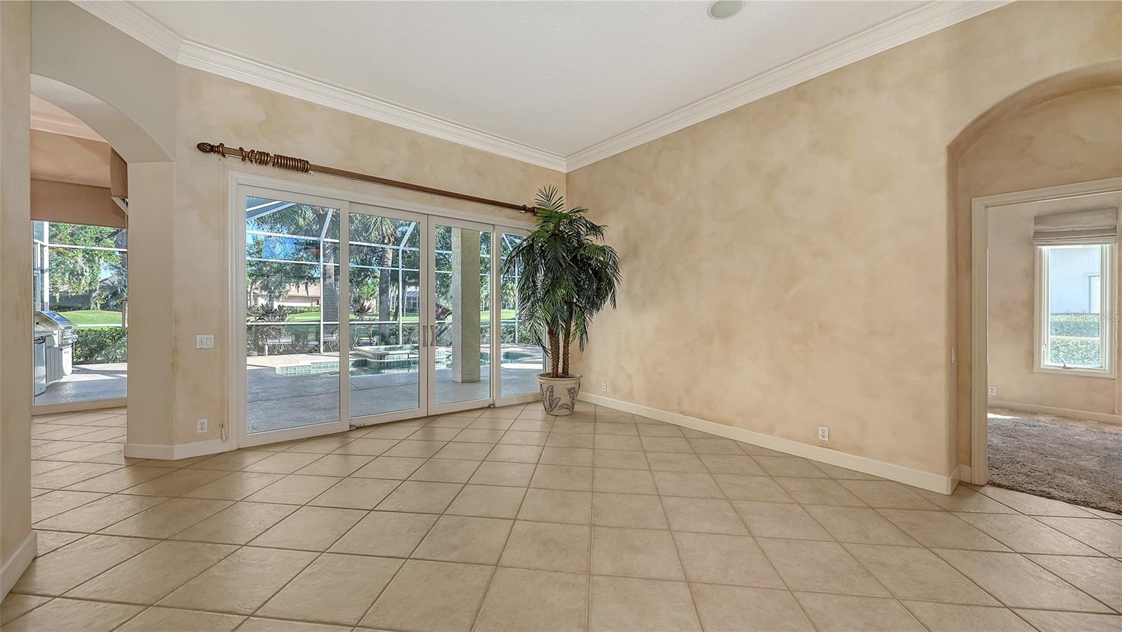 Listing Image #7