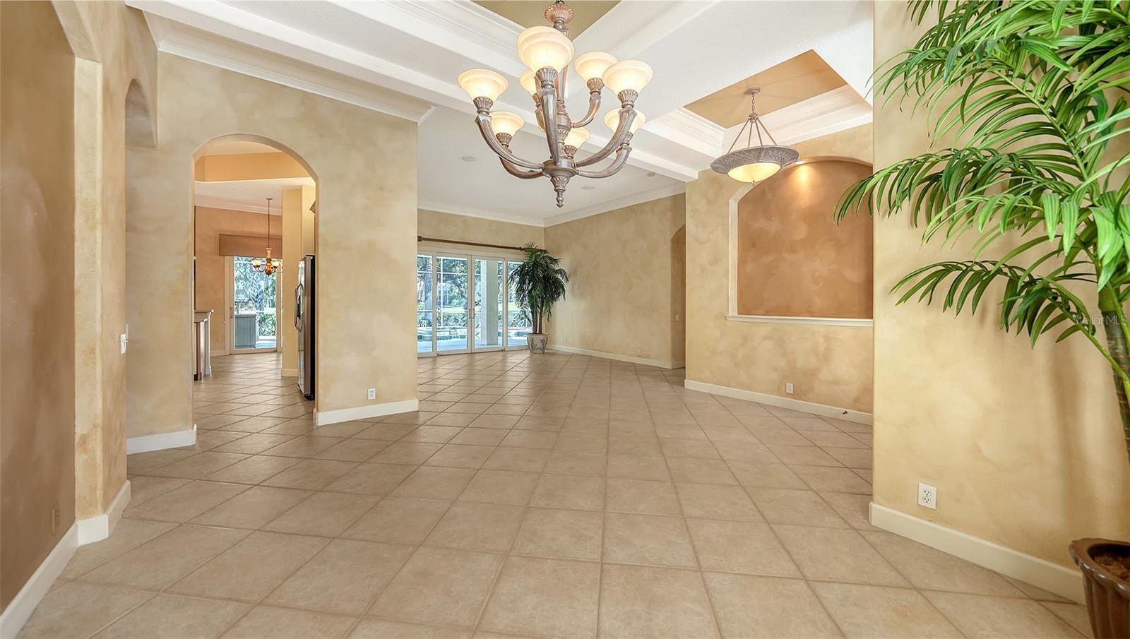 Listing Image #9