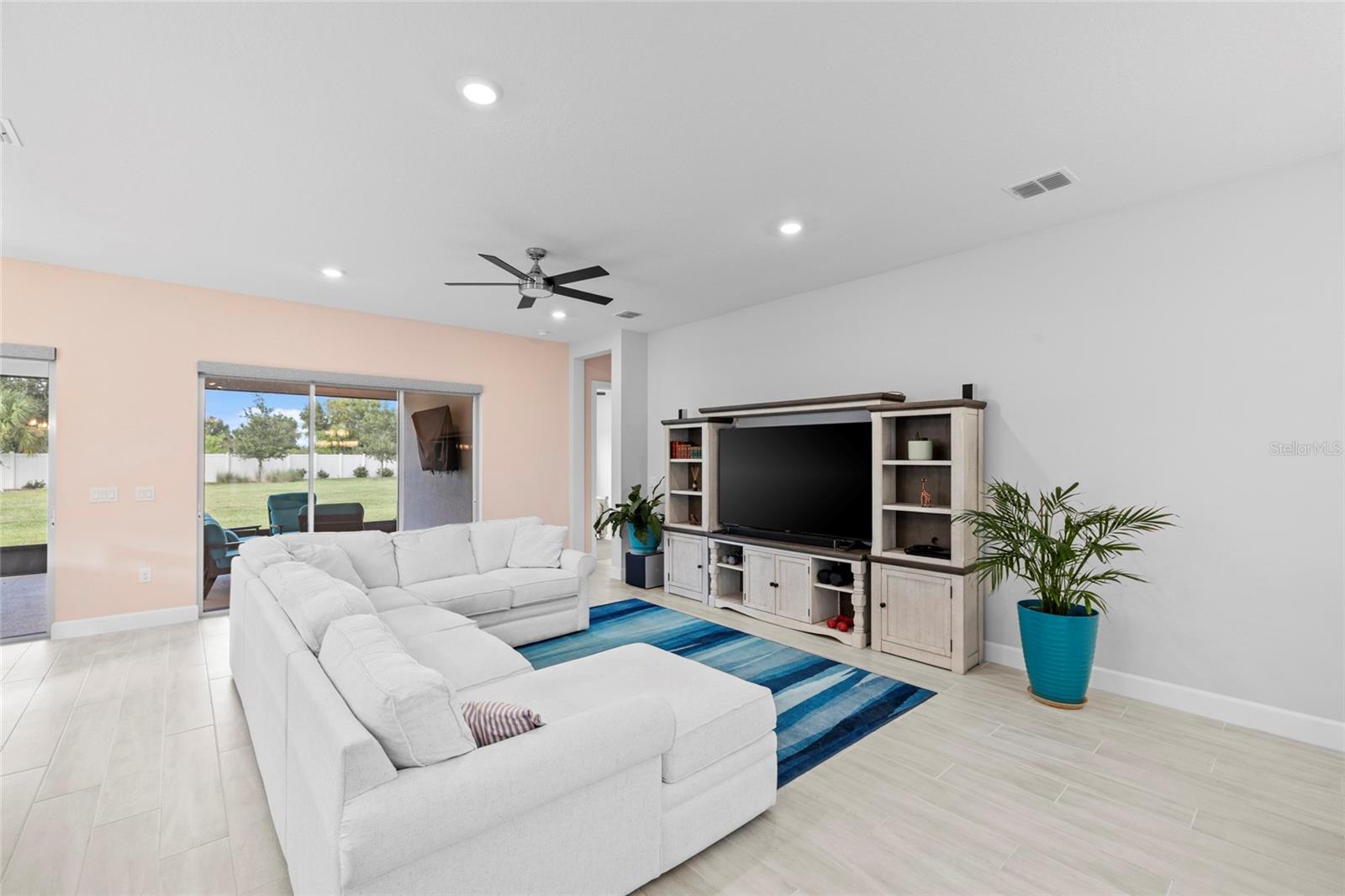 Listing Image #5