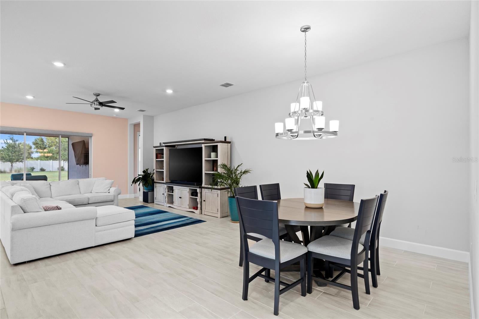Listing Image #7