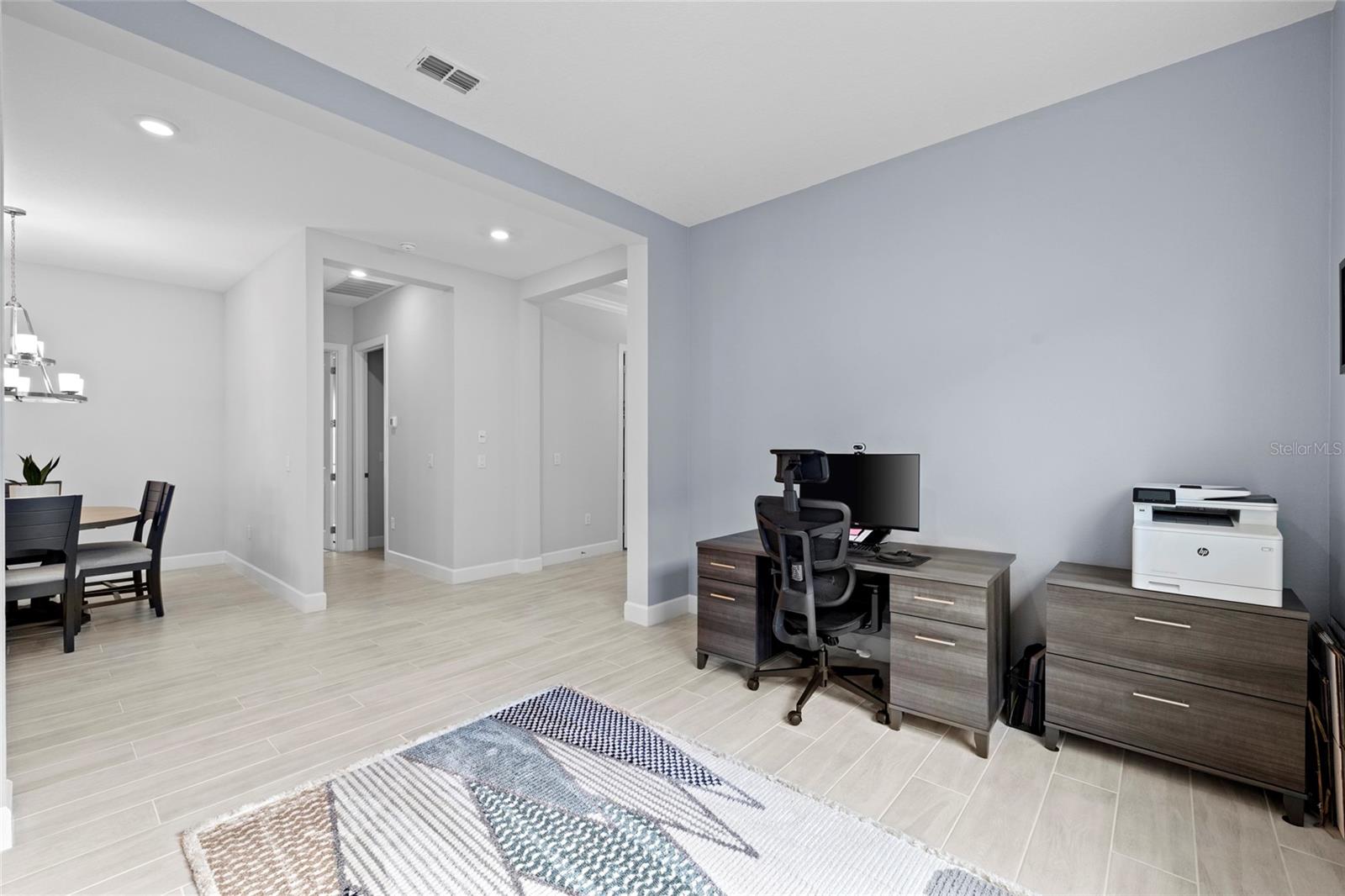 Listing Image #15