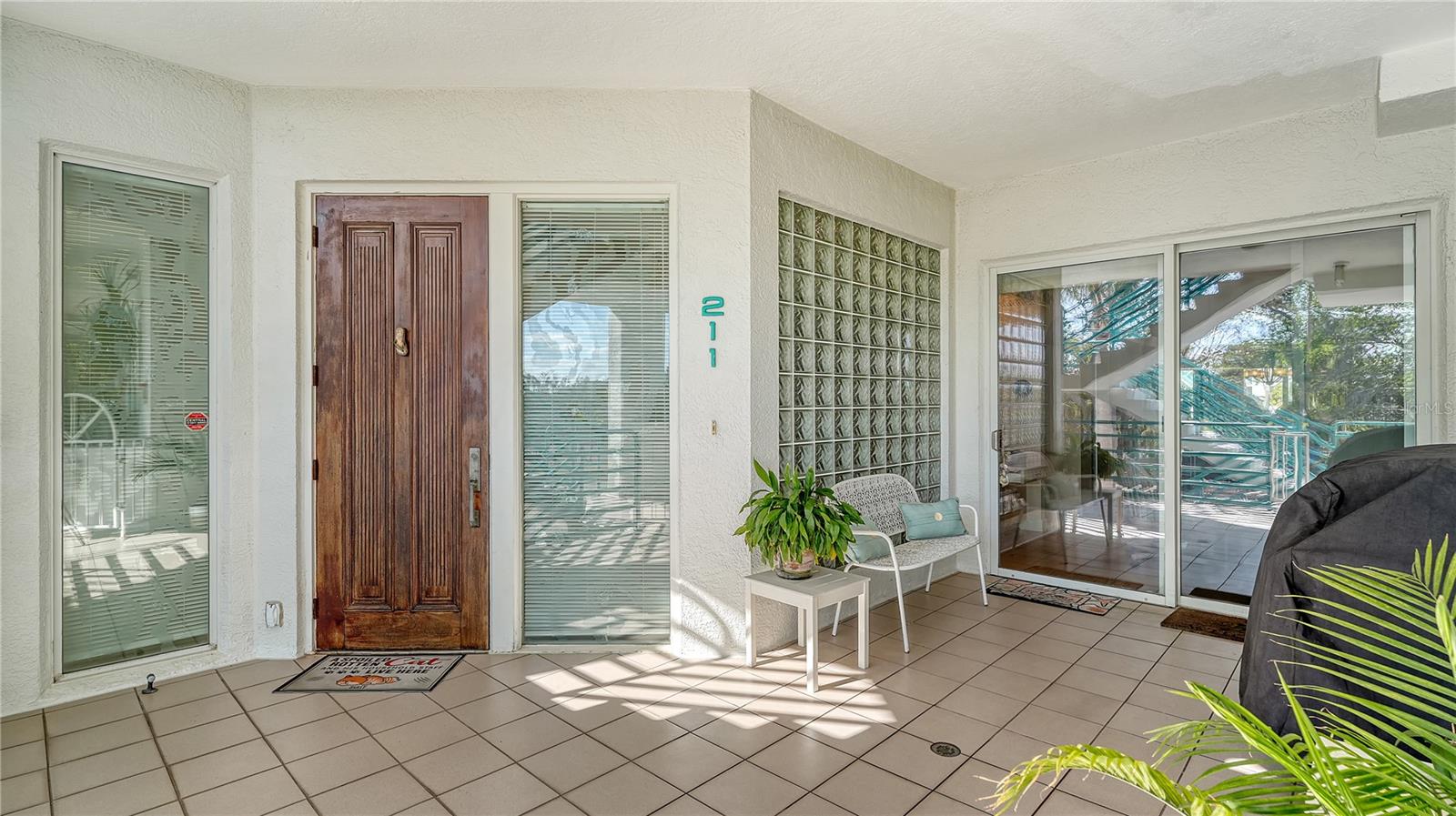 Listing Image #4