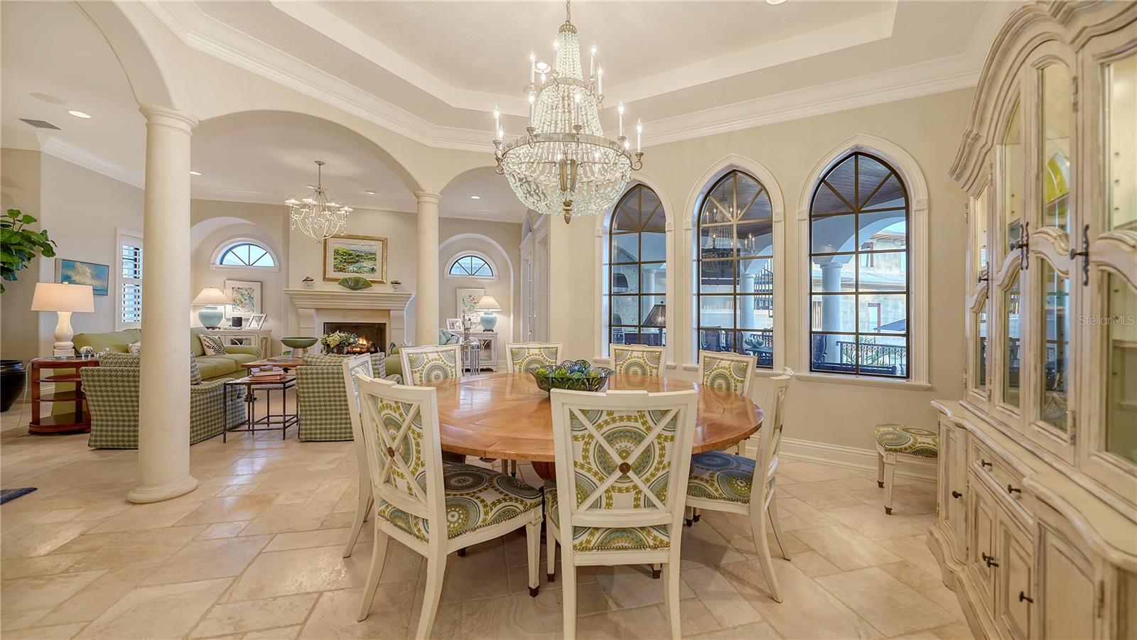 Listing Image #10