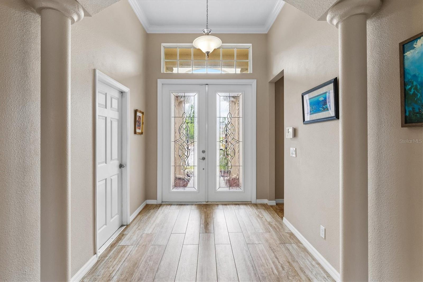 Listing Image #10