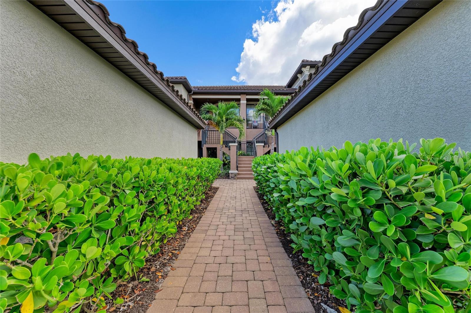 Listing Image #4
