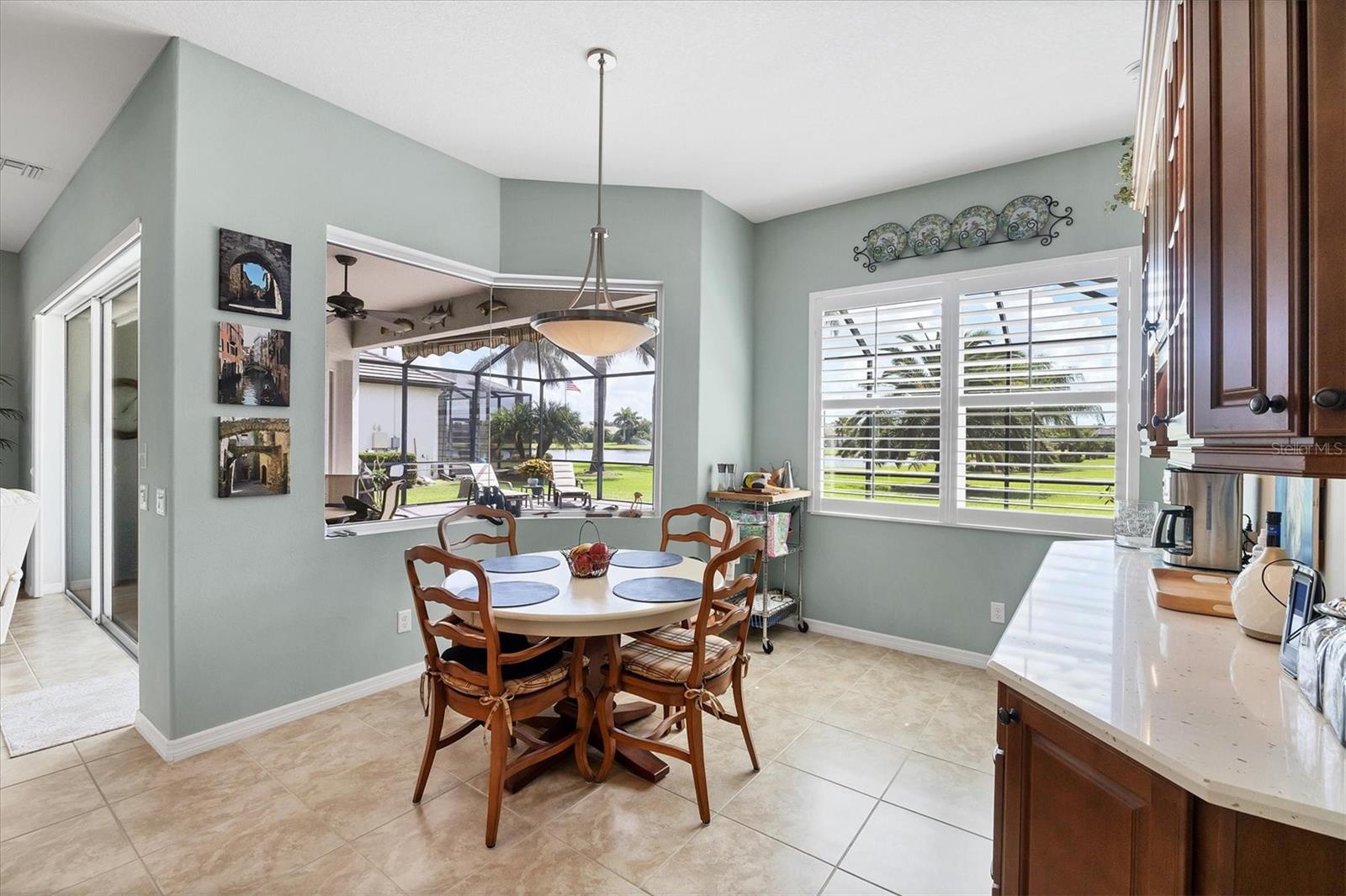 Listing Image #13
