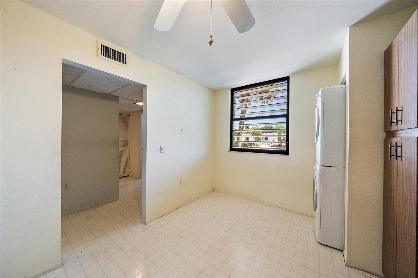Listing Image #7