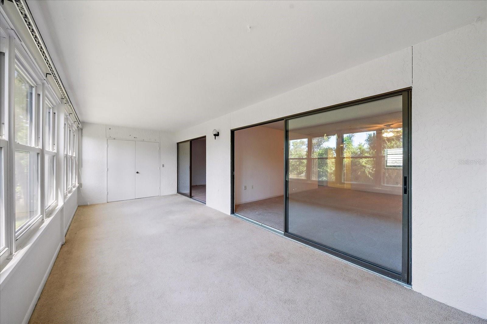 Listing Image #15