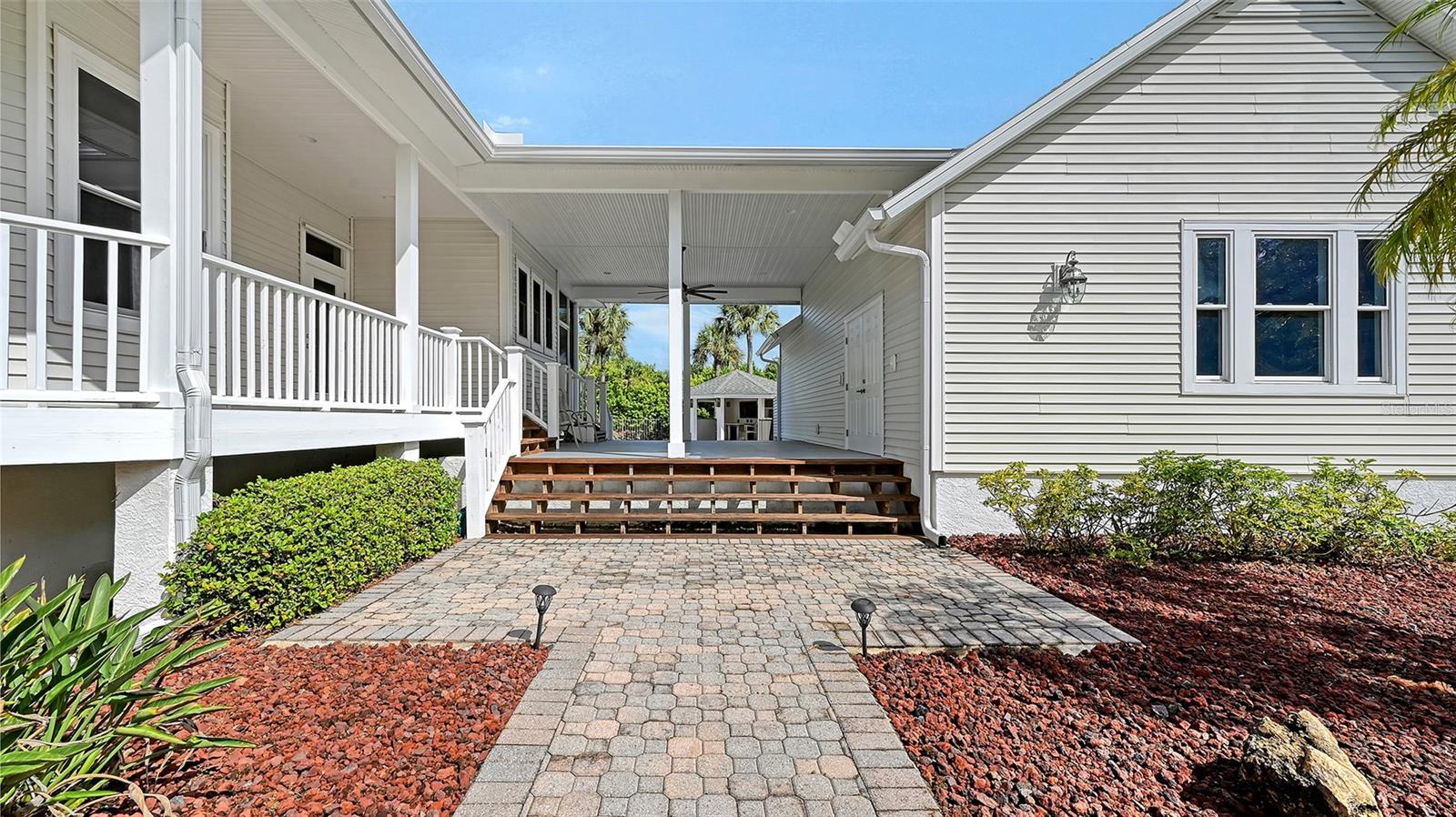 Listing Image #12