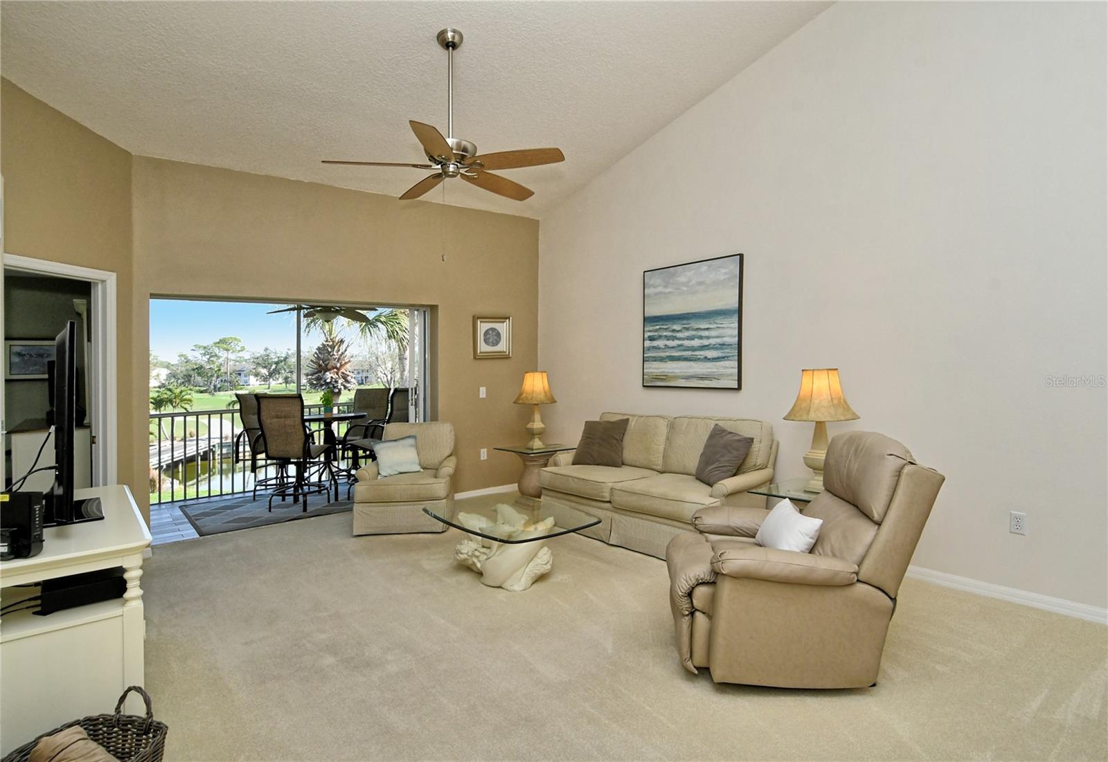 Listing Image #11