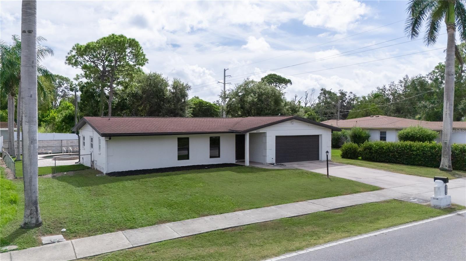 Listing Image #4