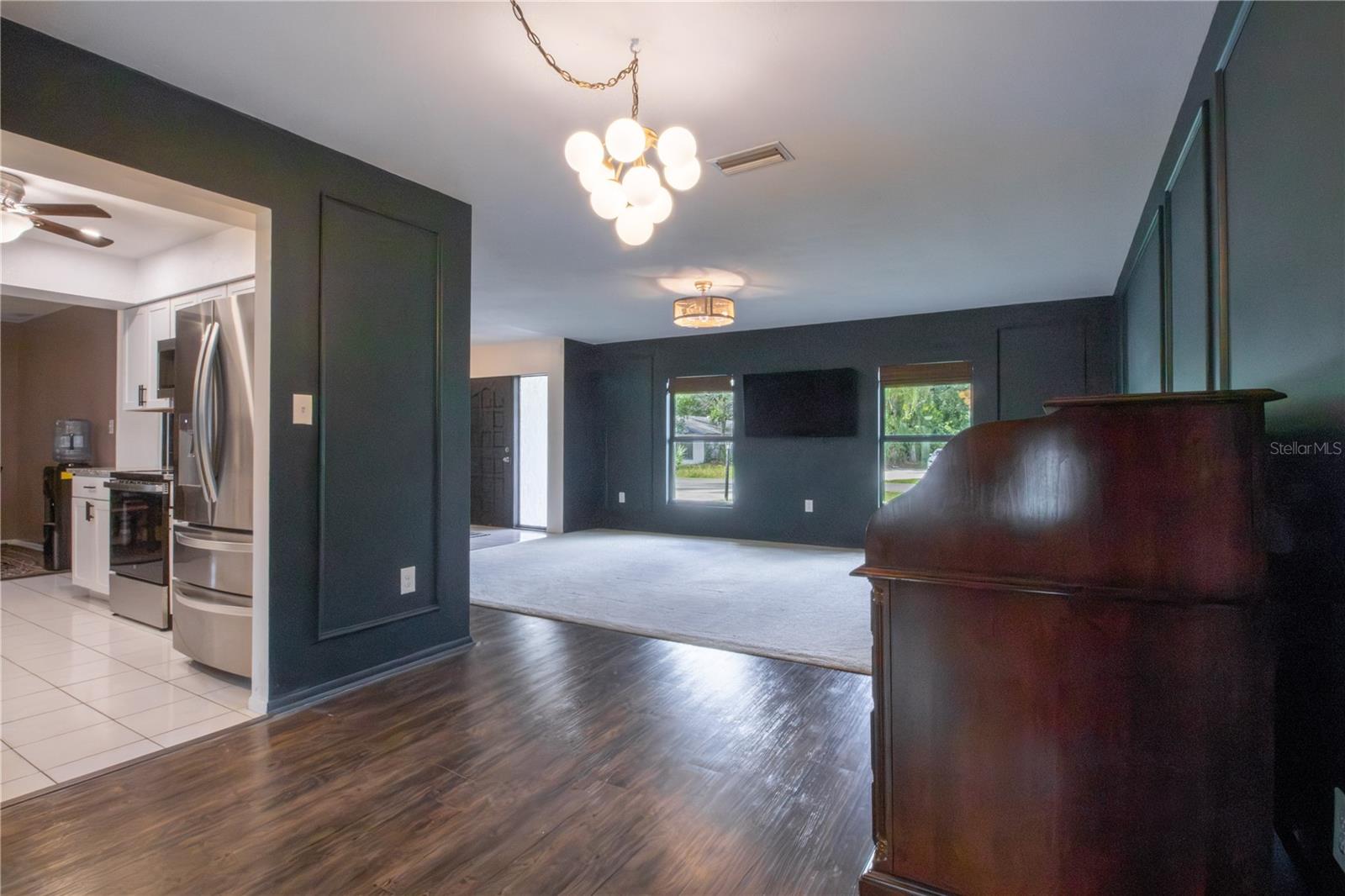 Listing Image #7