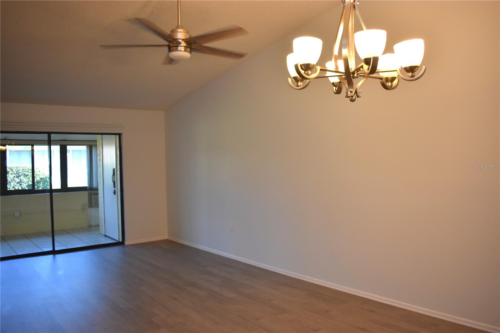 Listing Image #3