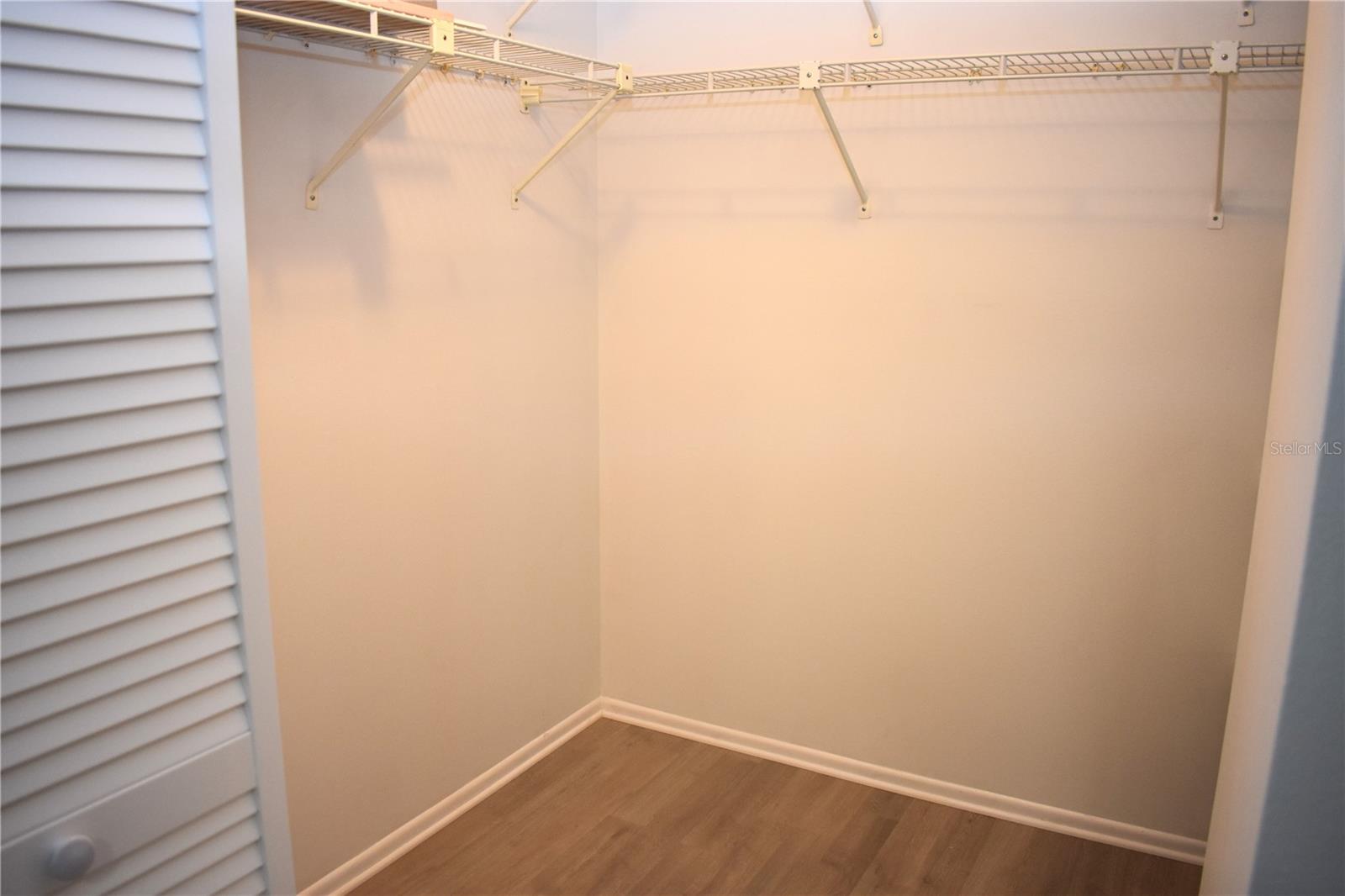 Listing Image #13