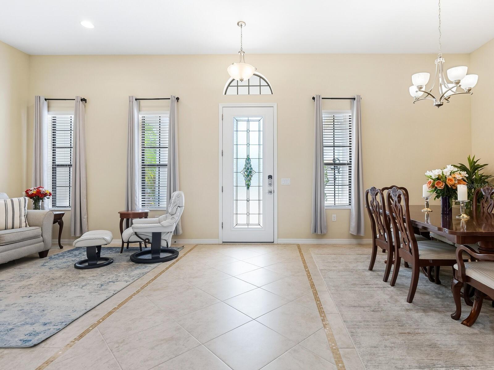 Listing Image #8