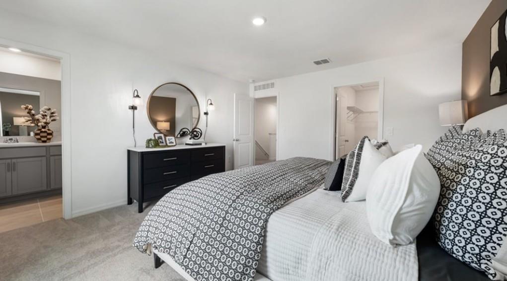Listing Image #13