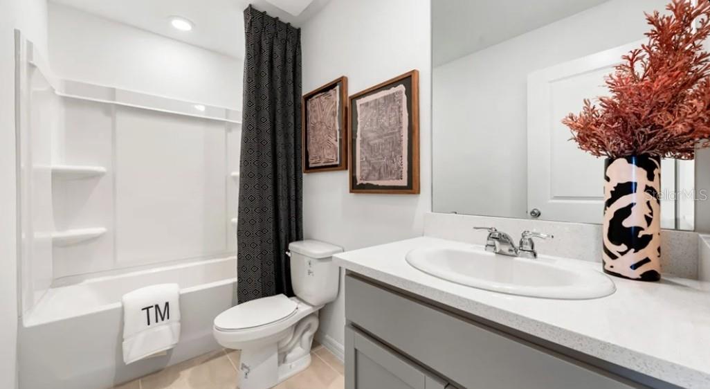 Listing Image #16