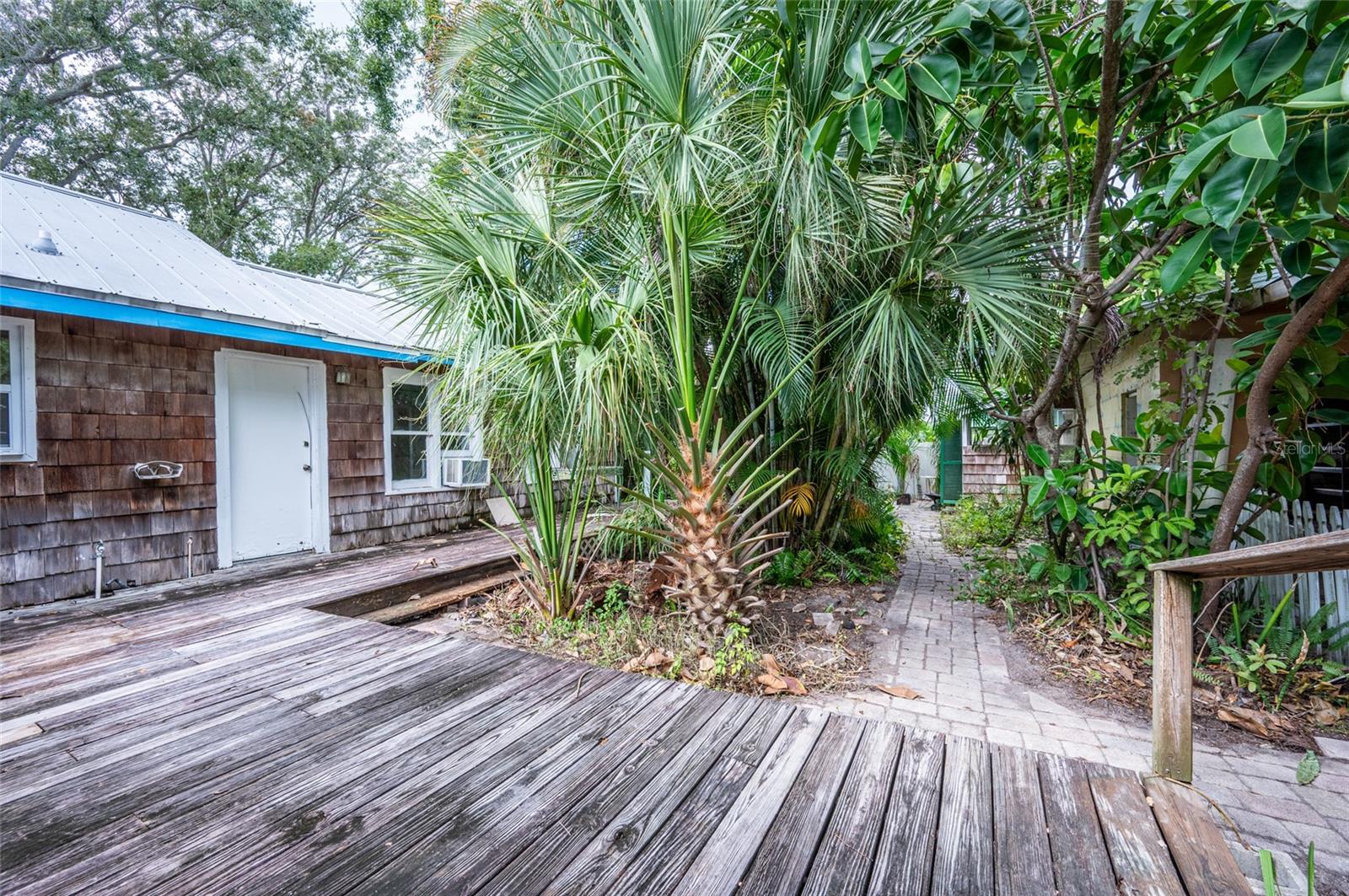 Listing Image #8