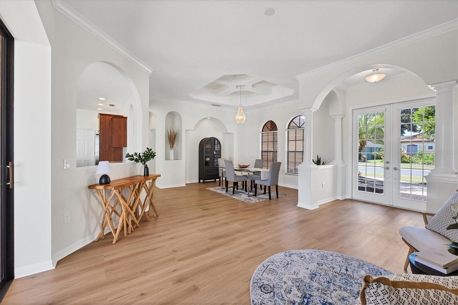 Listing Image #4