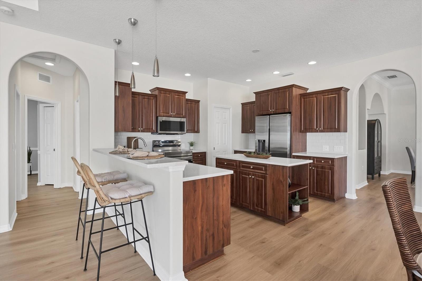 Listing Image #7