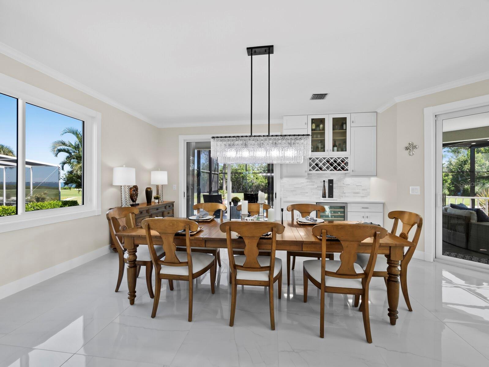 Listing Image #13