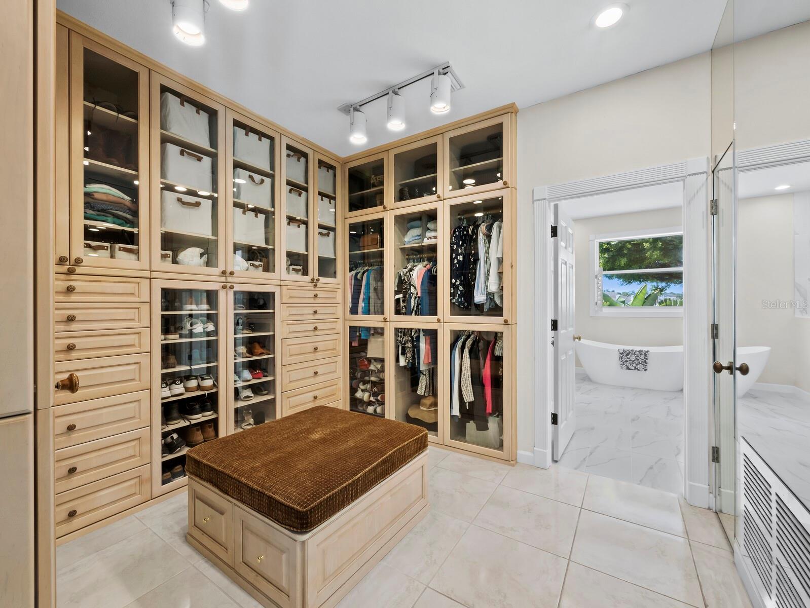Listing Image #28
