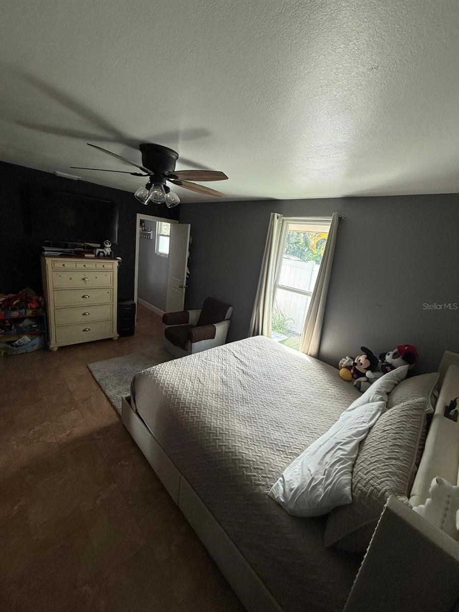 Listing Image #14
