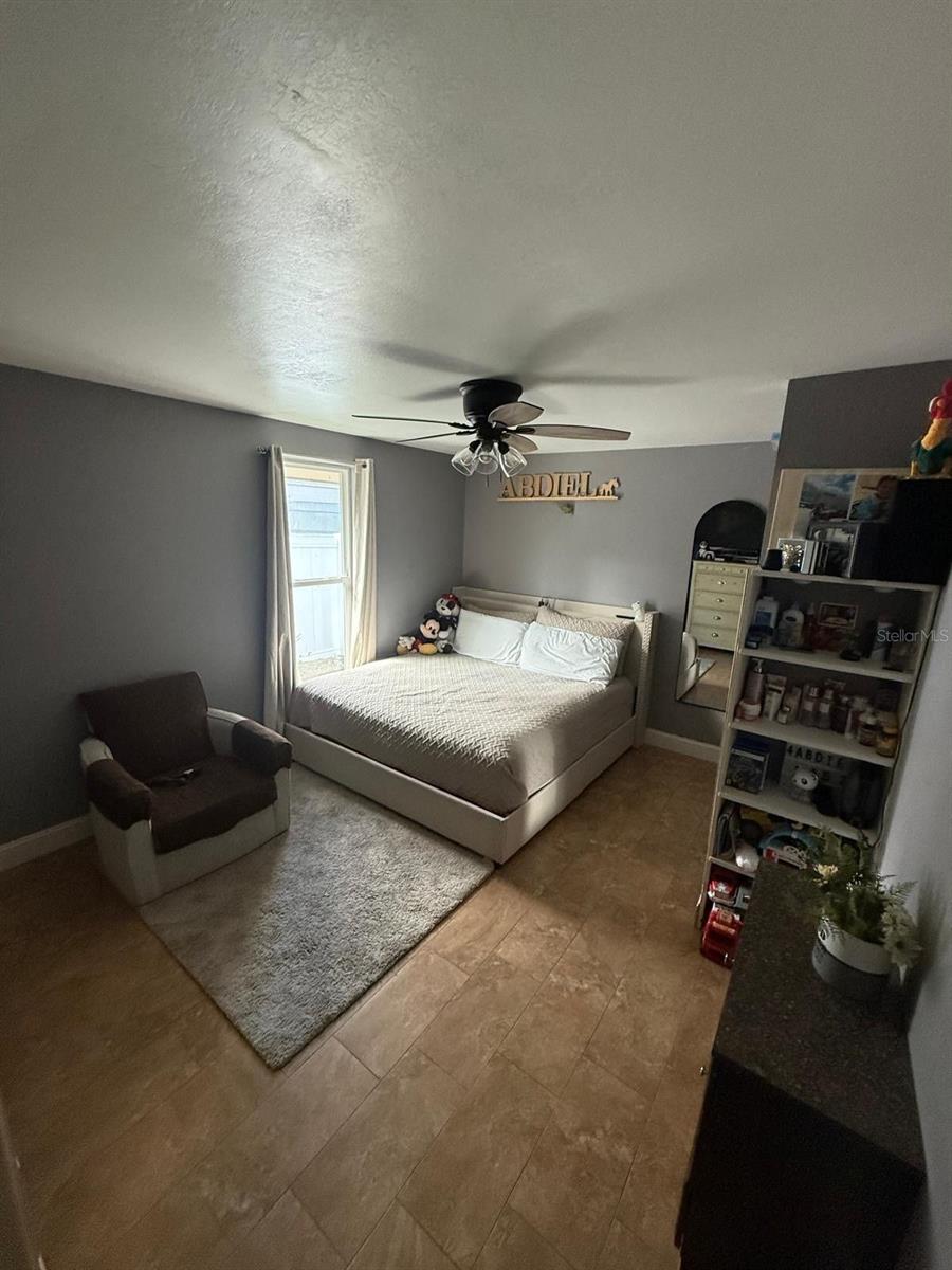 Listing Image #15