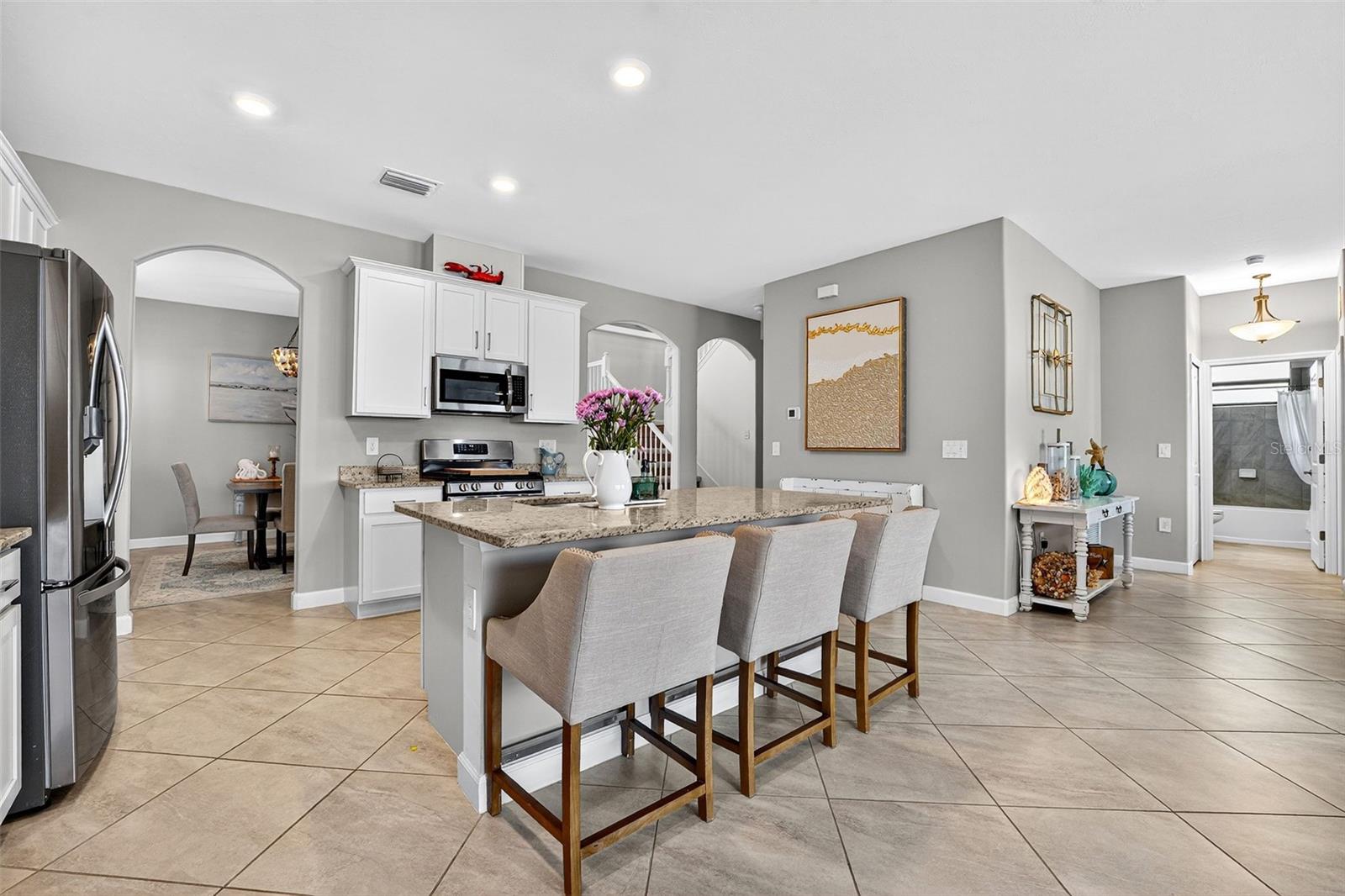 Listing Image #11