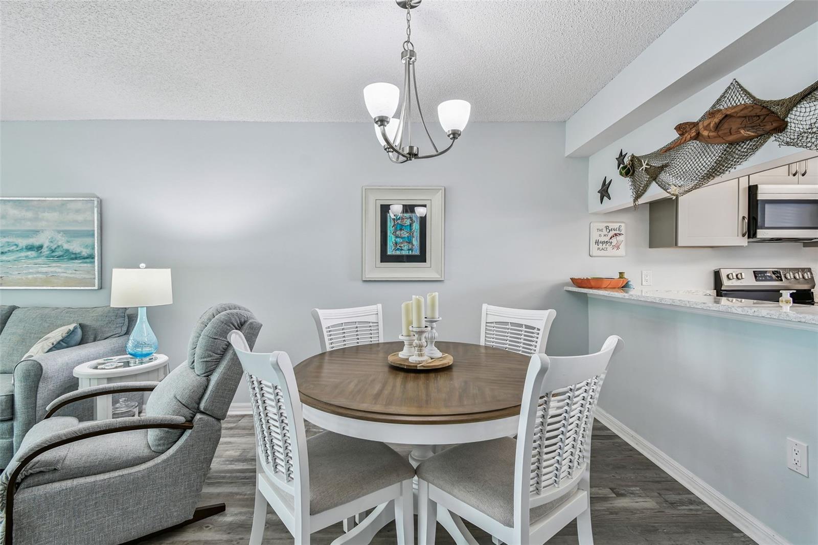 Listing Image #13