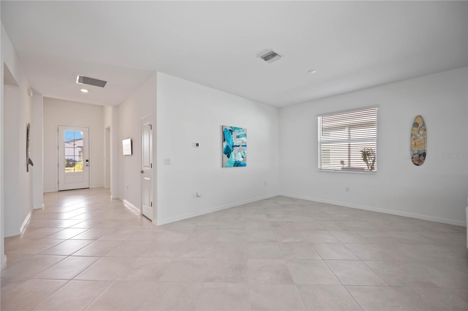 Listing Image #6
