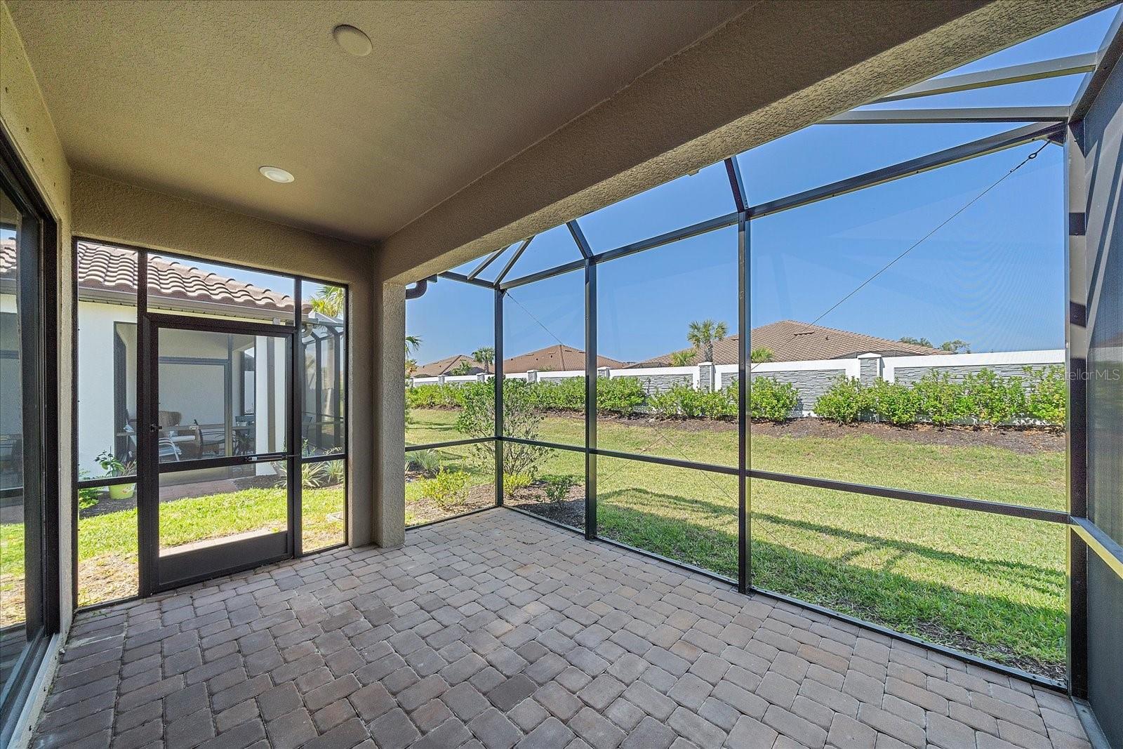Listing Image #15