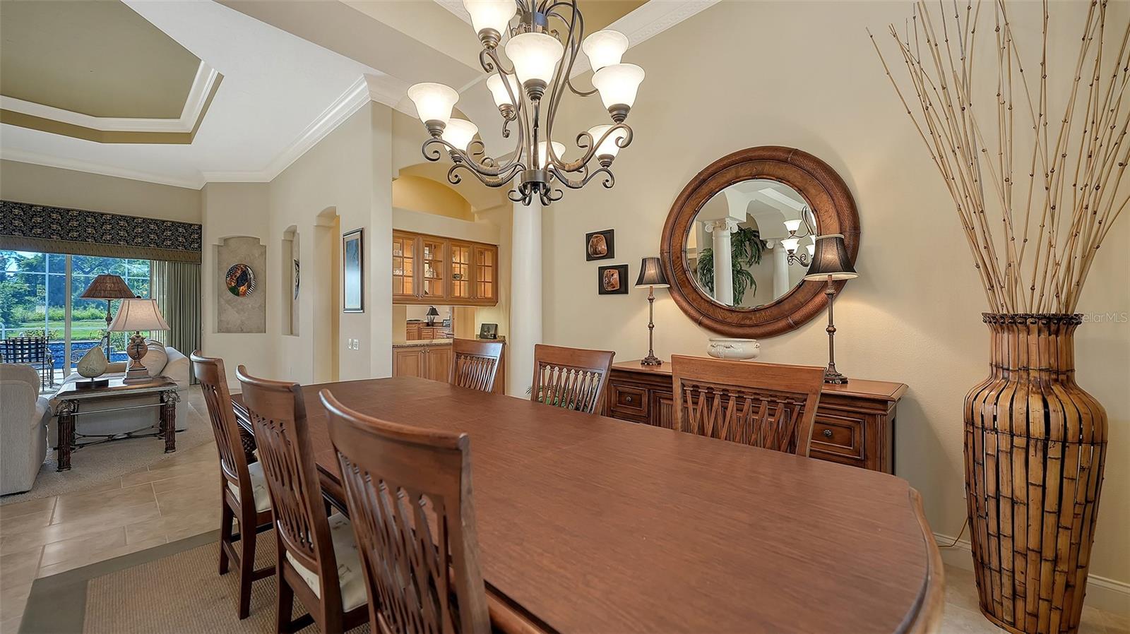 Listing Image #10
