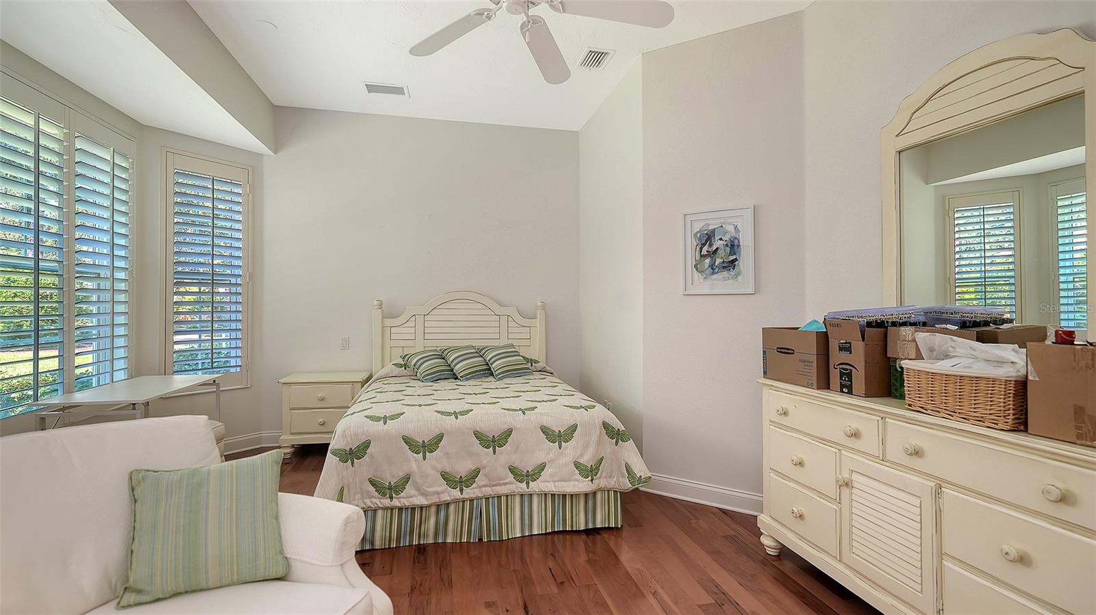 Listing Image #43