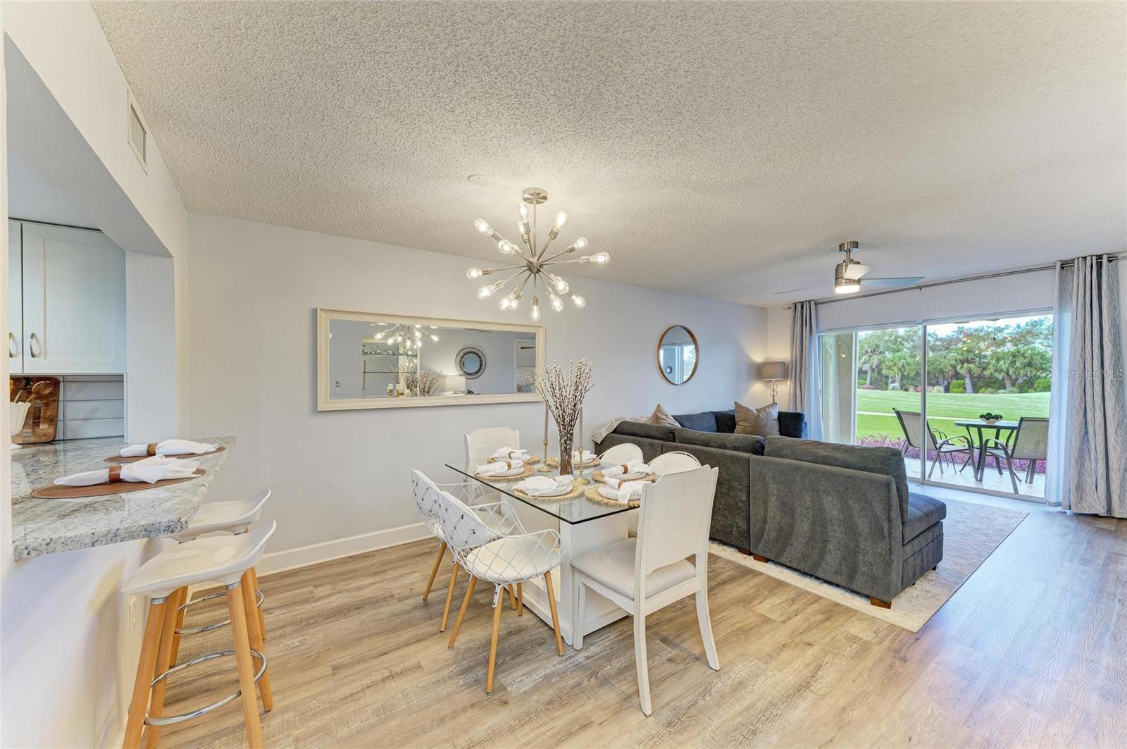 Listing Image #13