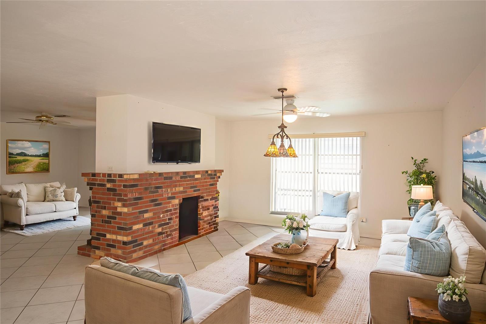 Listing Image #5