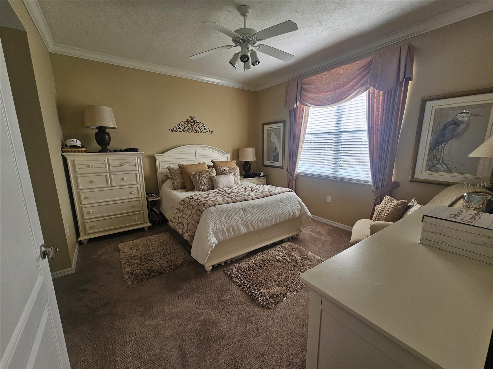 Listing Image #9