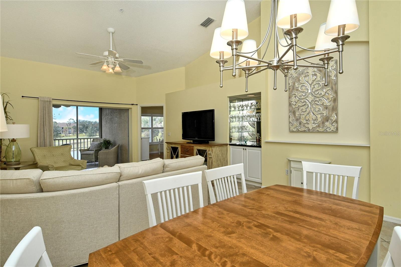 Listing Image #9