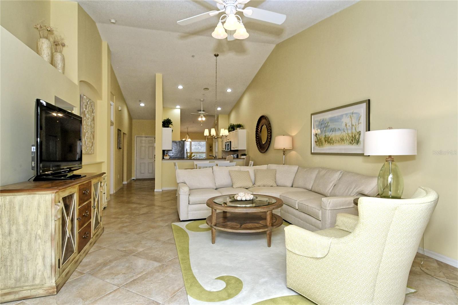 Listing Image #12
