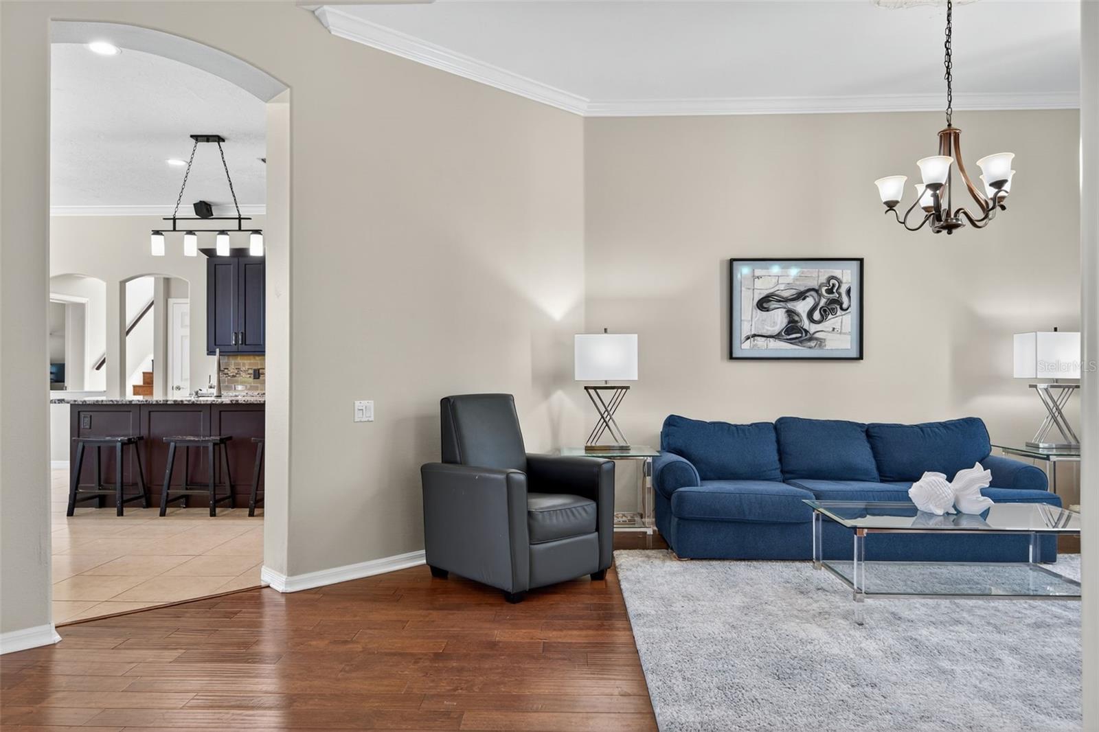 Listing Image #12
