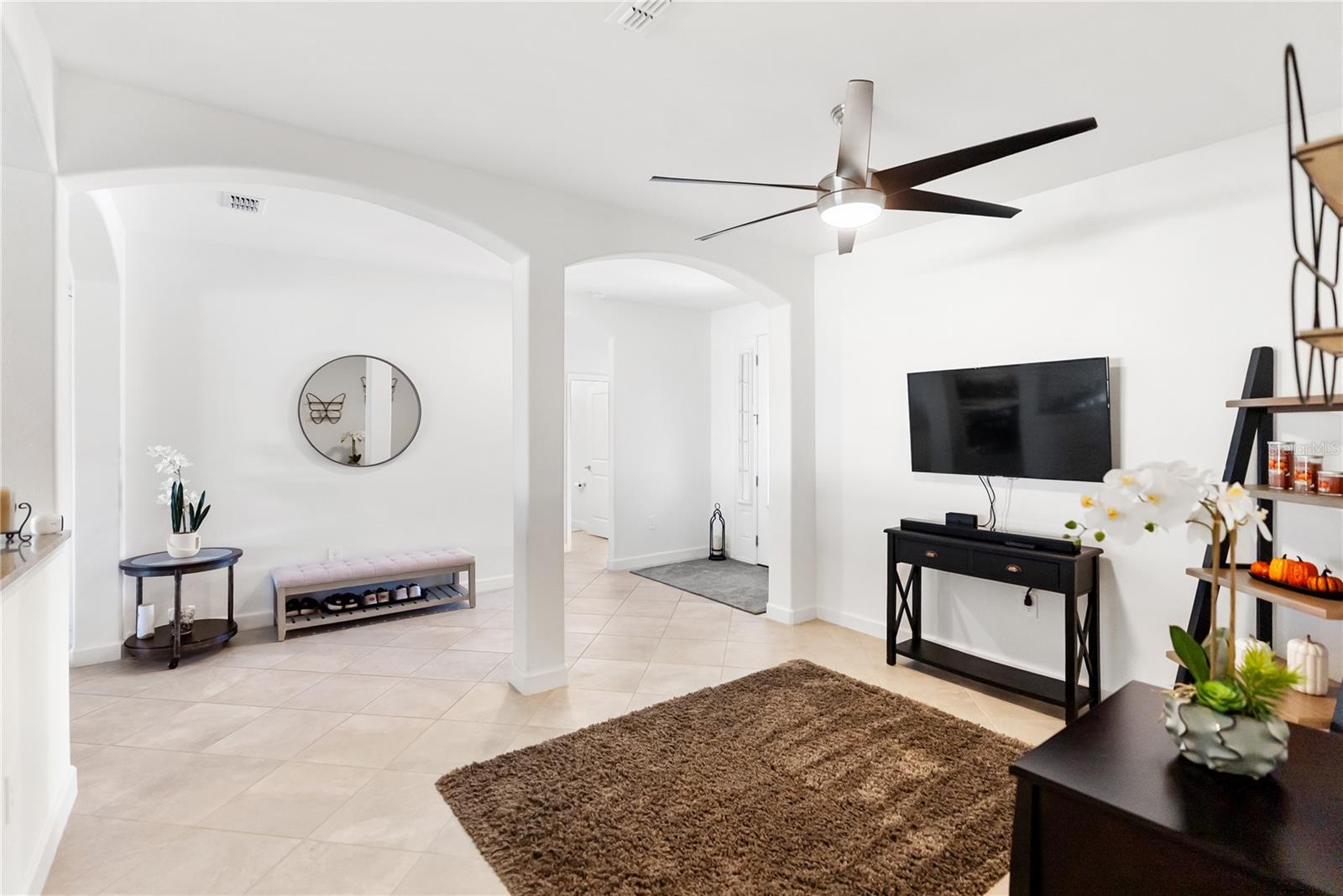 Listing Image #7